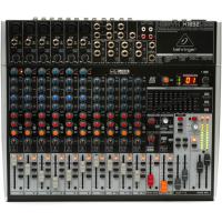 Behringer XENYX X1832USB